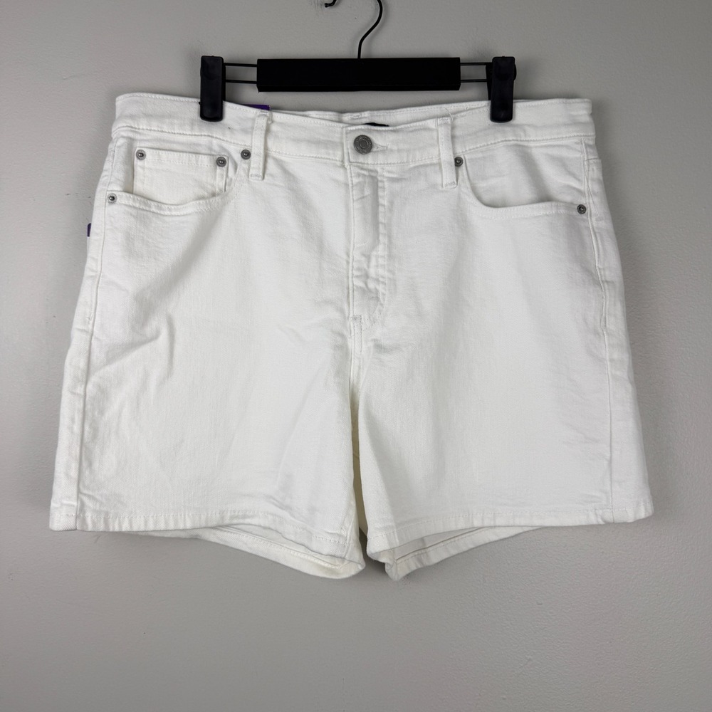 Calvin Klein Shorts Women Size 14 White Cotton Denim 5" Inseam 5-Pockets Classic